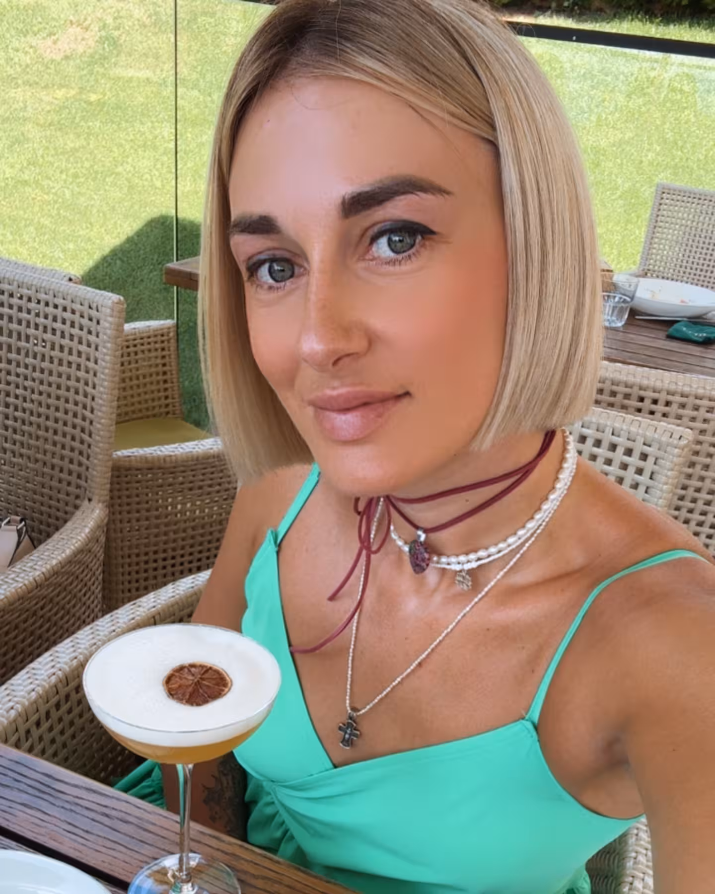 See Lady's Profile