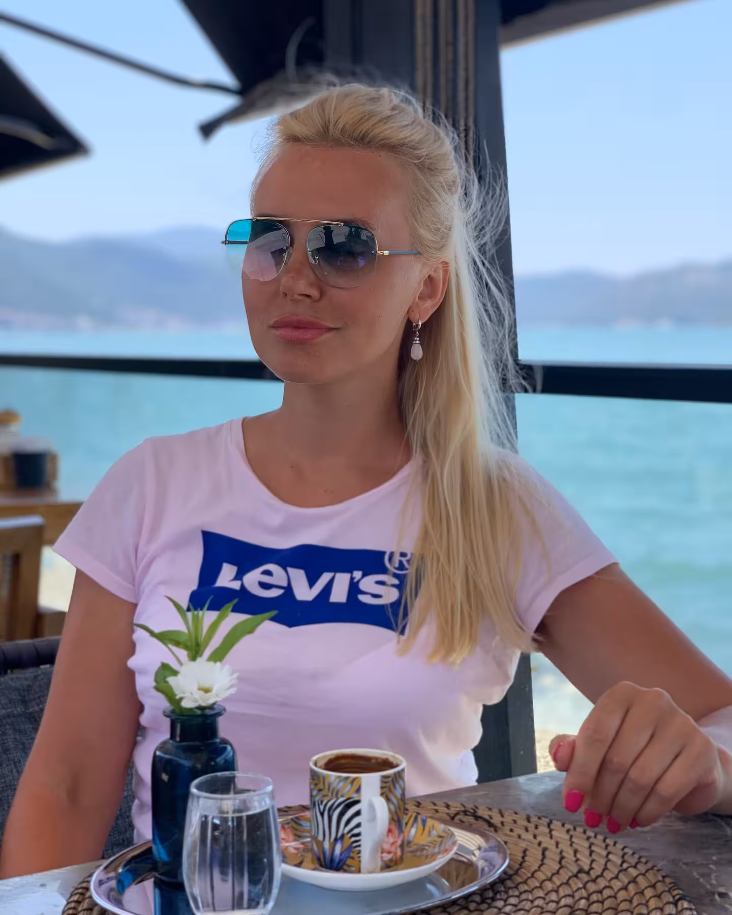 Browse Lady's Information