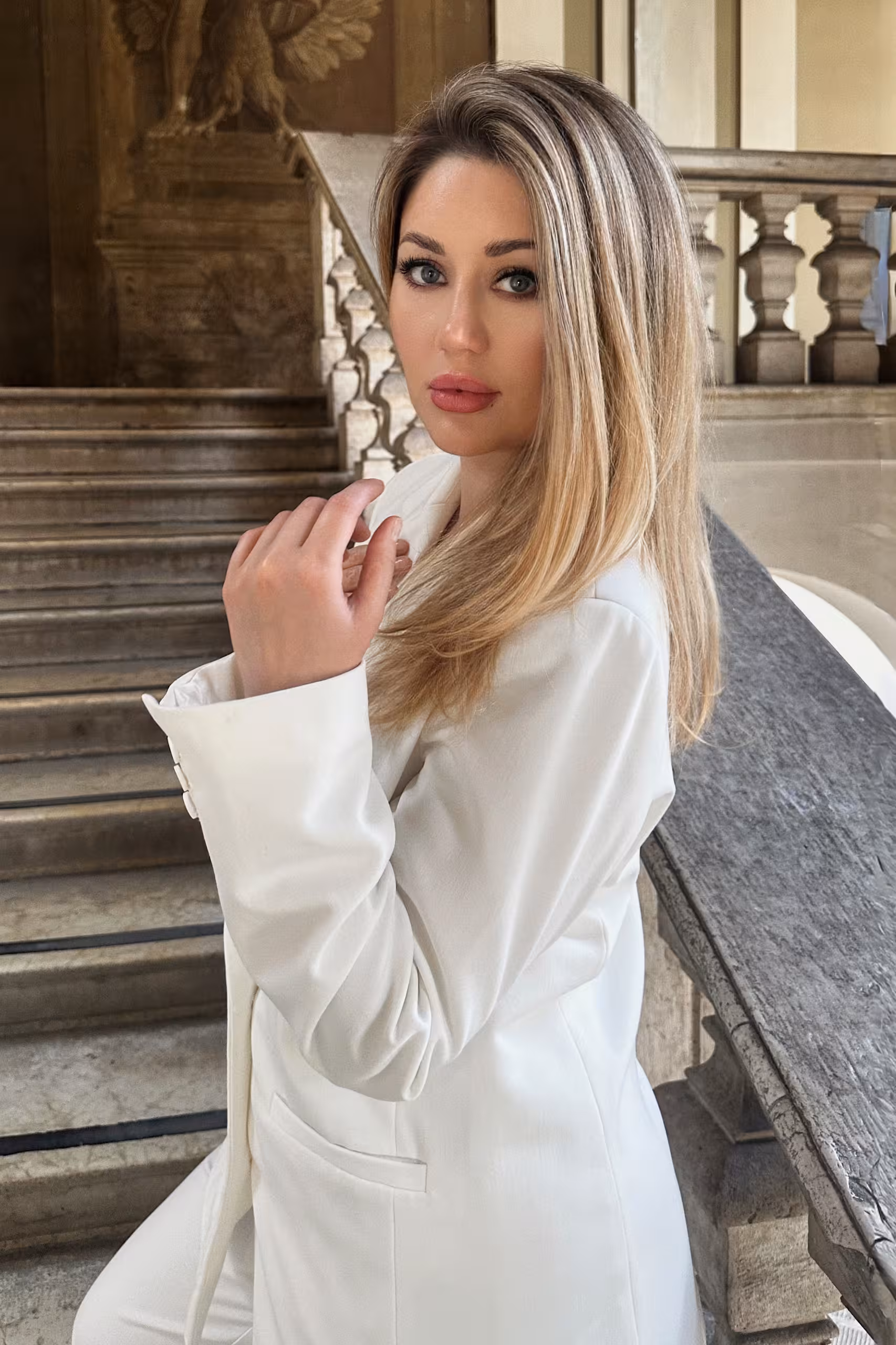 Browse Lady's Information