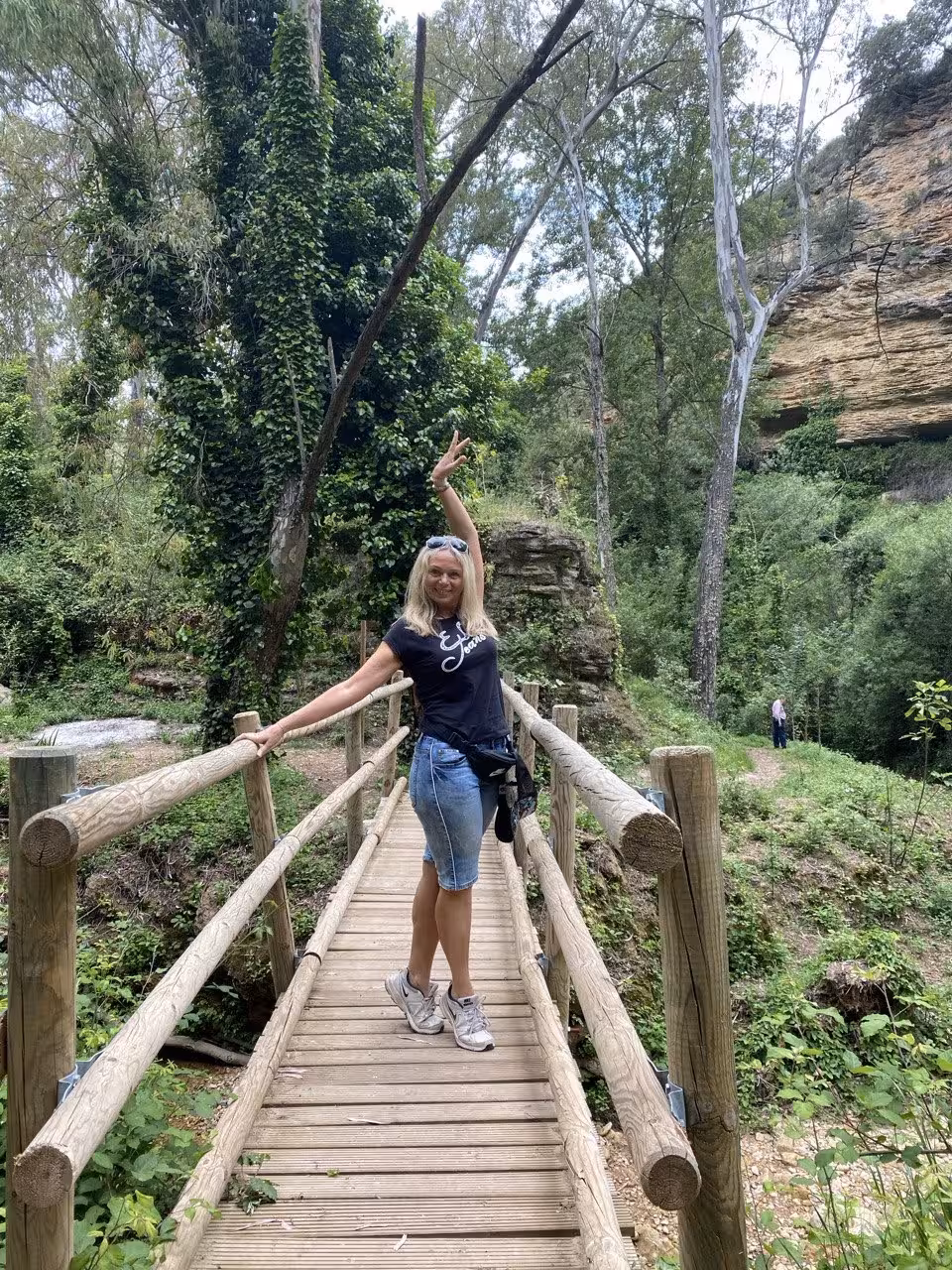 Browse Lady's Information