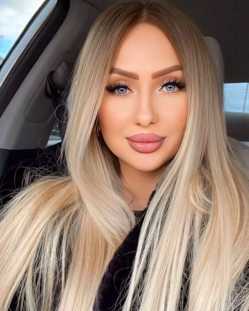 Enter Lady's Portfolio