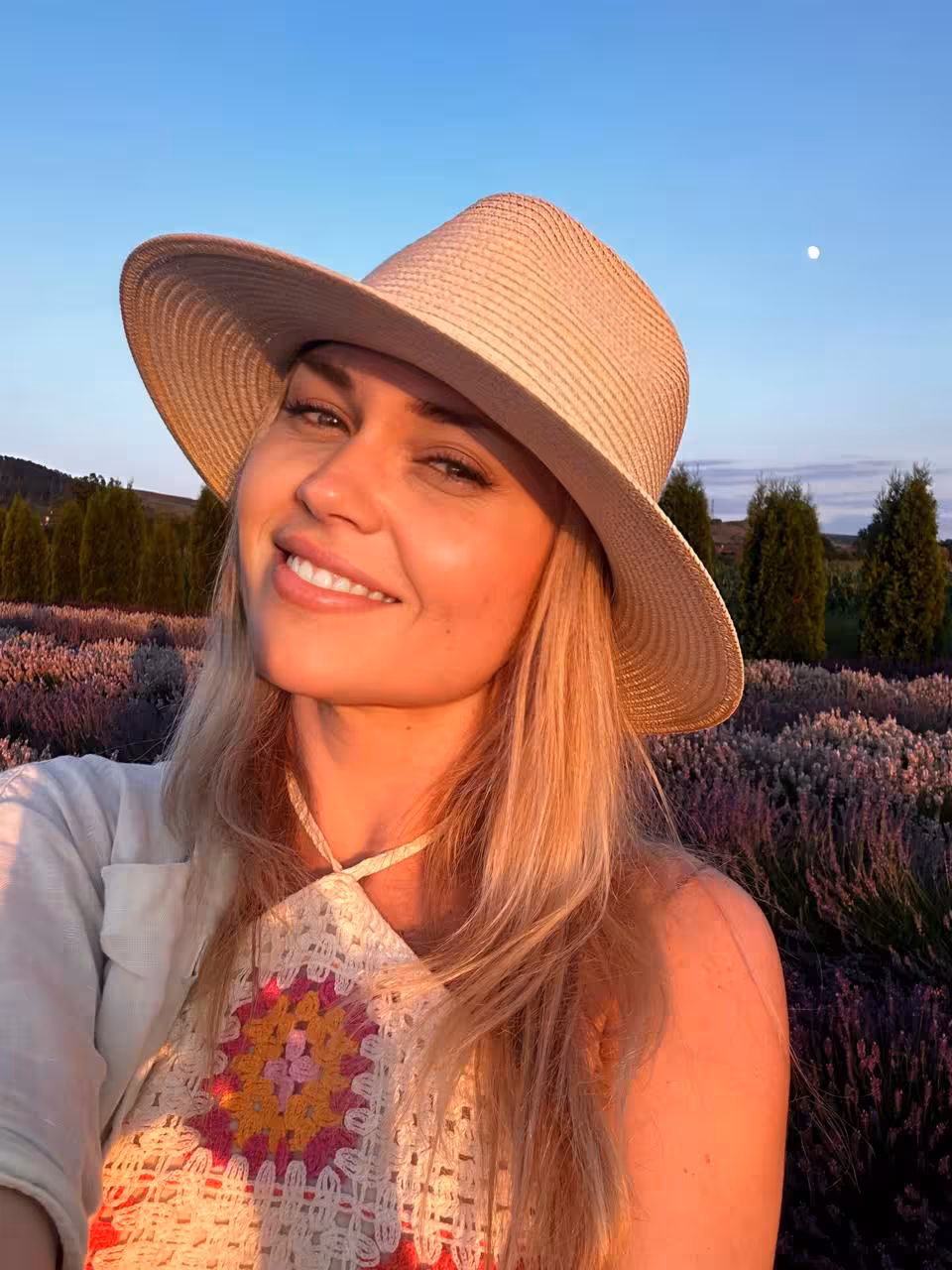 Access Woman's Page