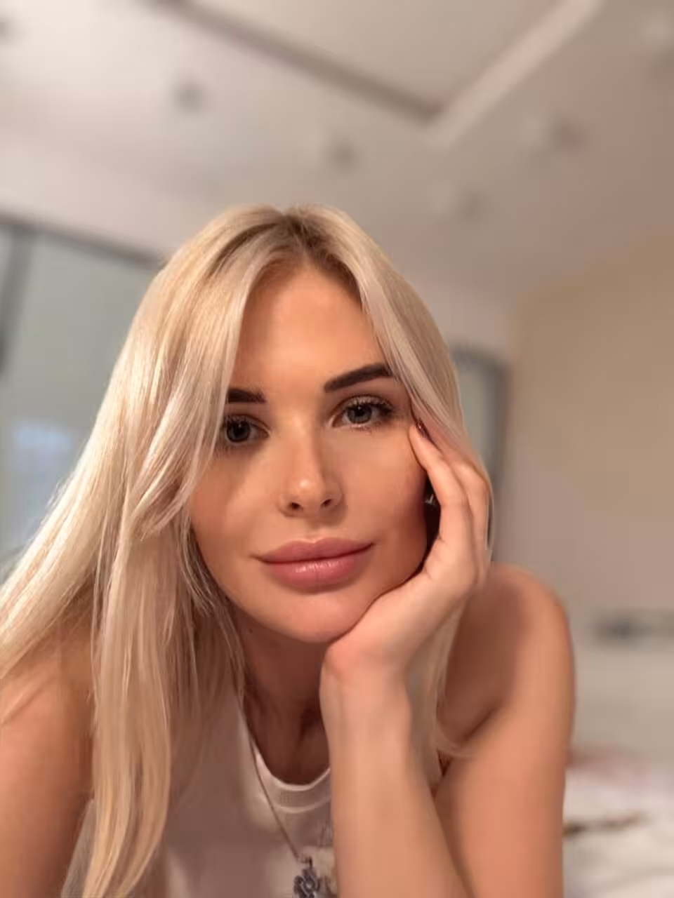 Discover Her Profile