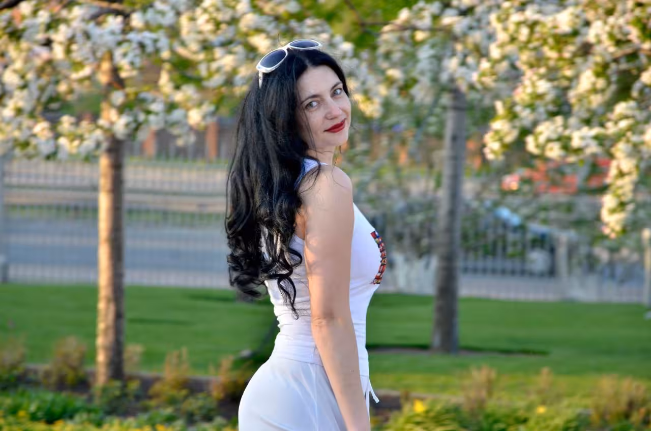 Browse Lady's Information