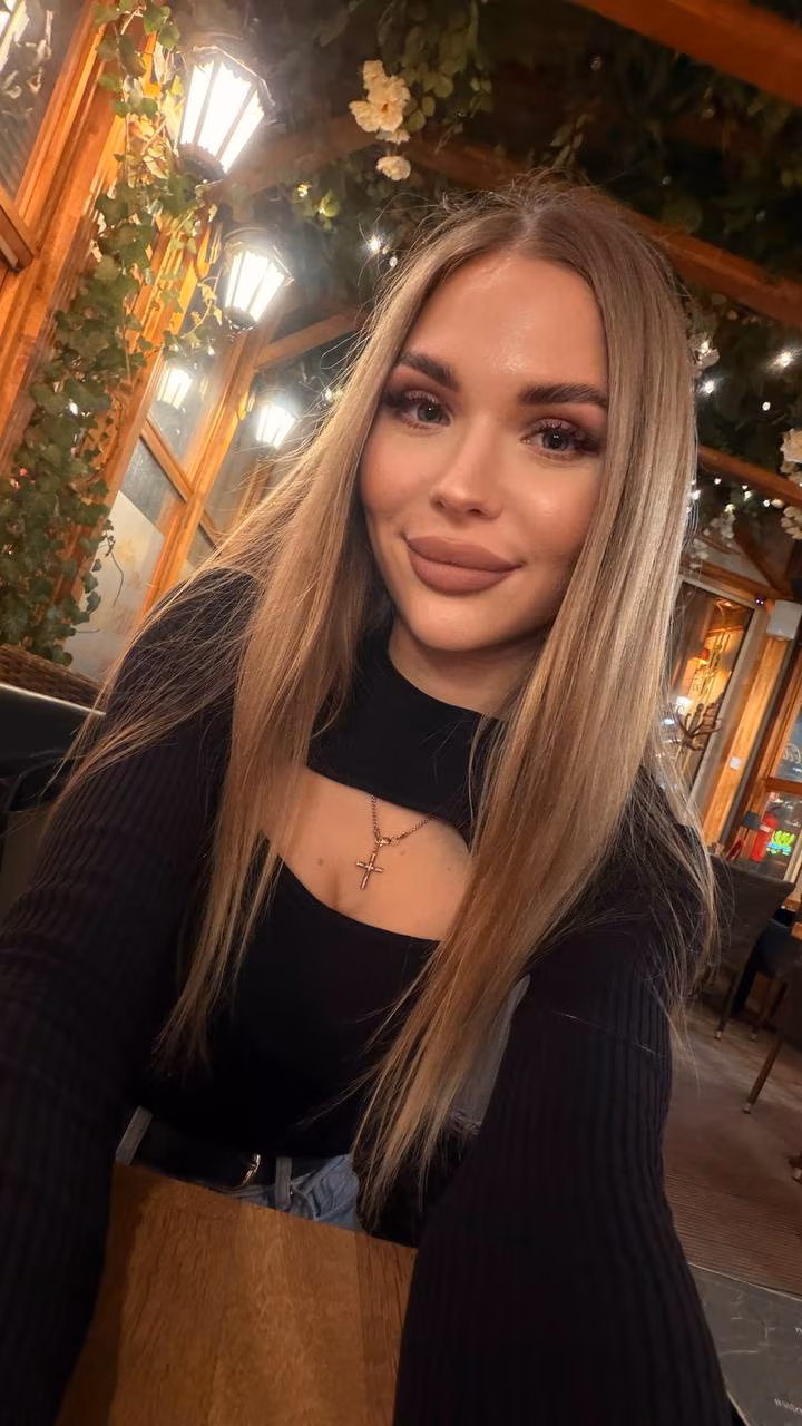 Discover Her Profile