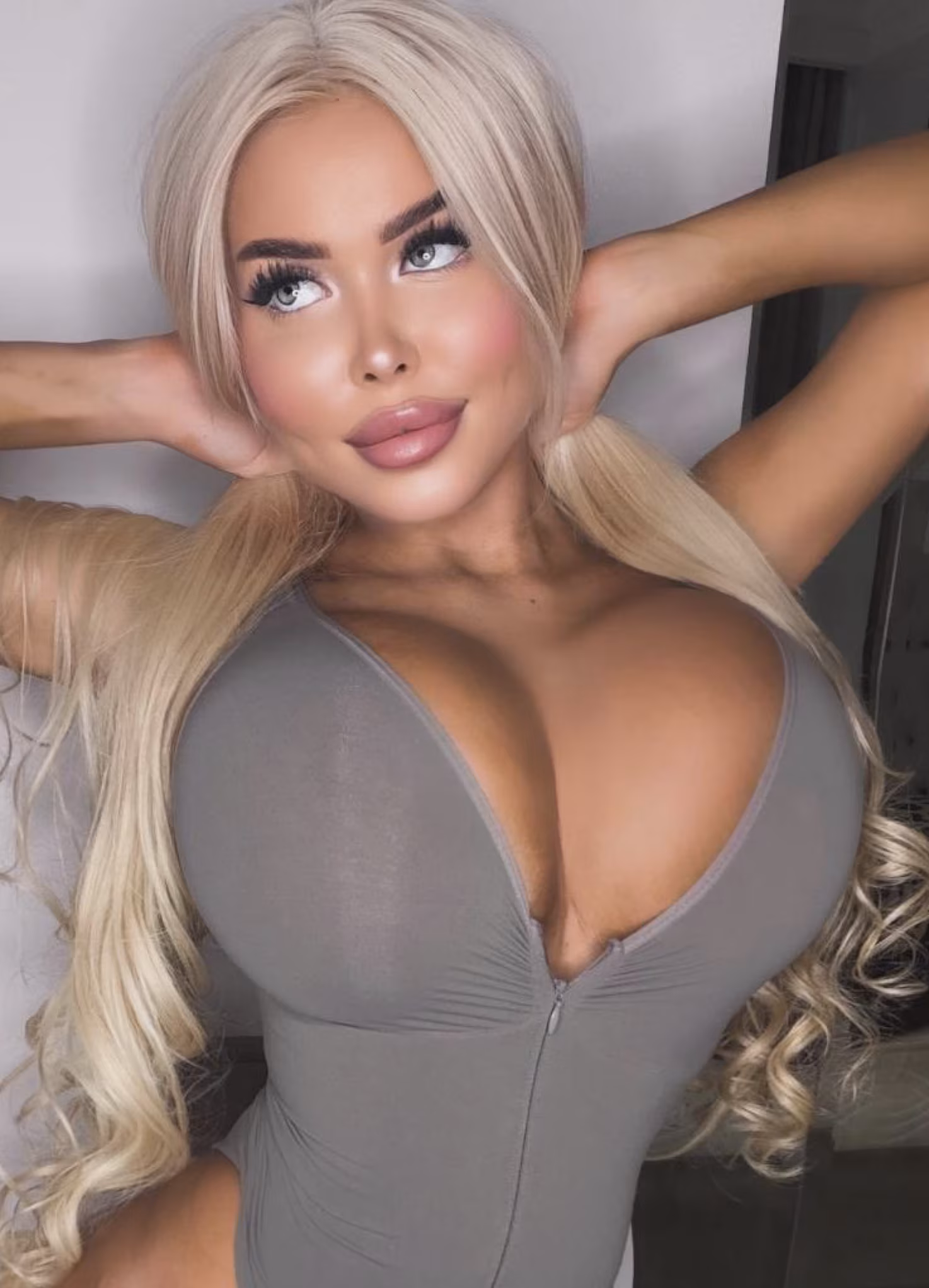 Discover Her Profile