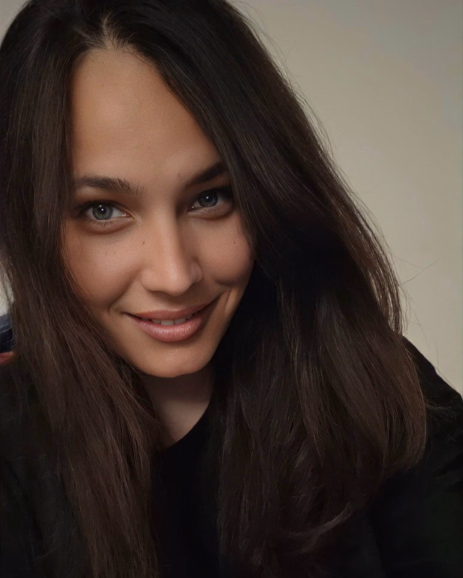 See Lady's Profile