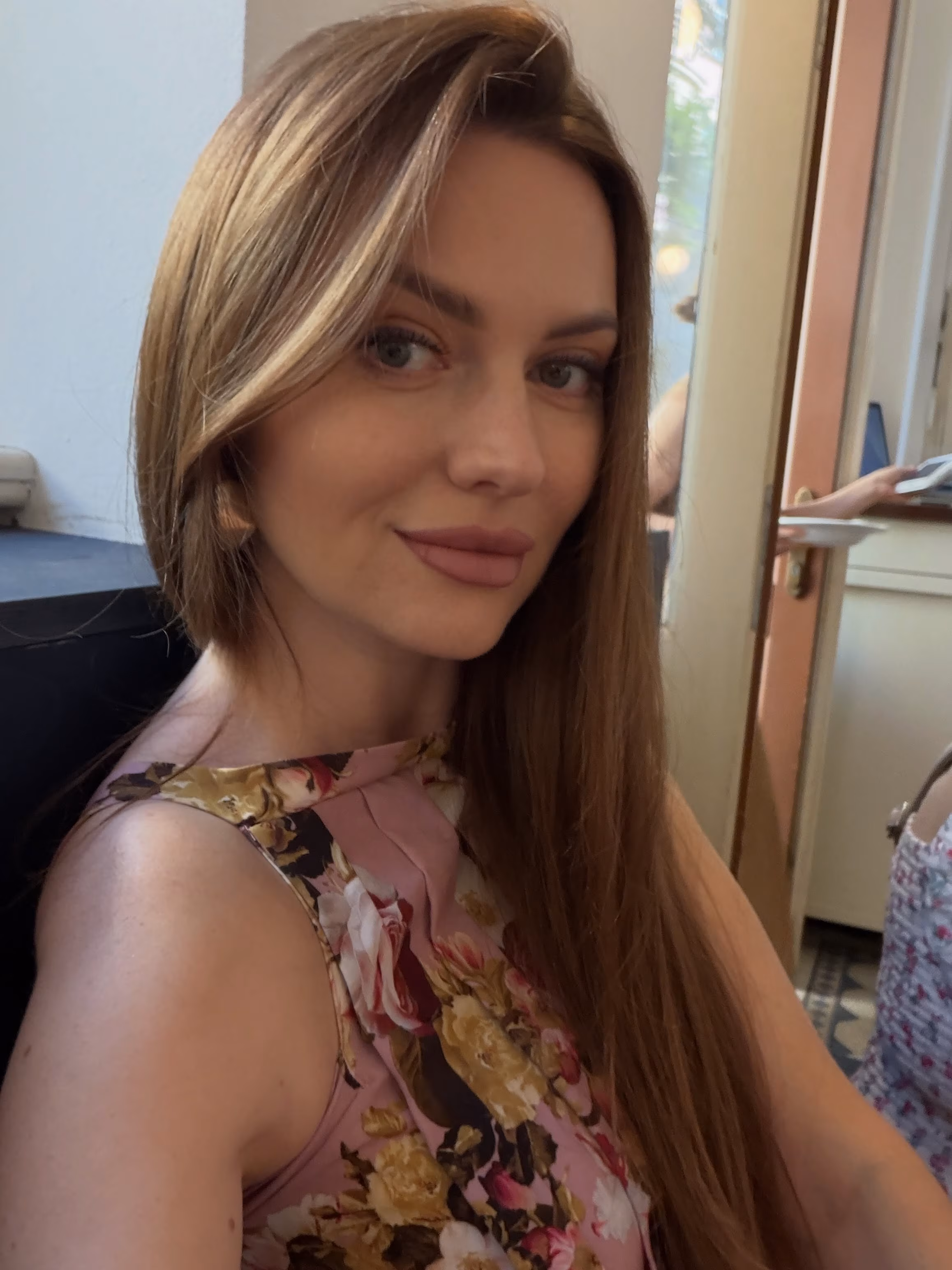See Lady's Profile