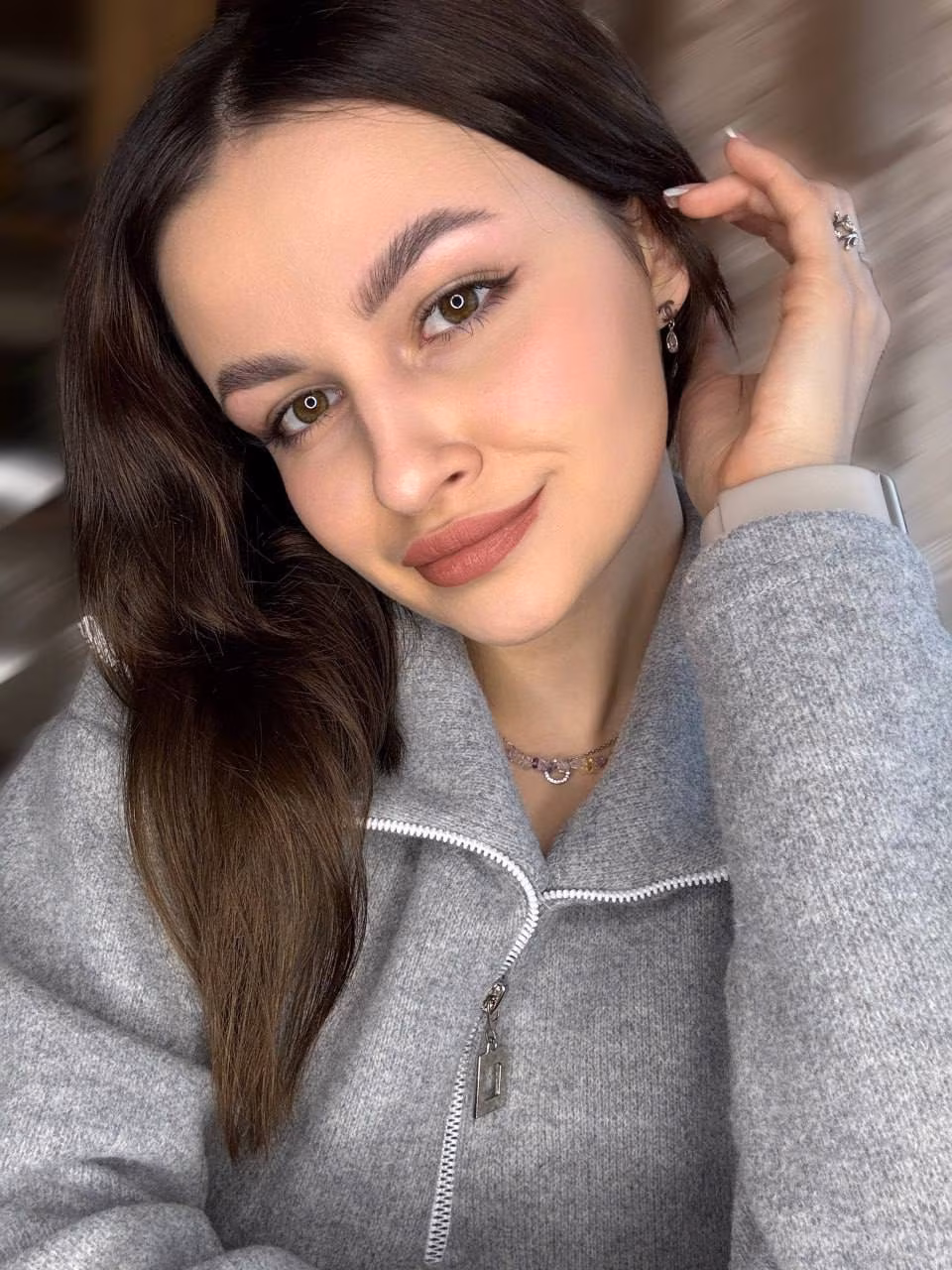 See Lady's Profile