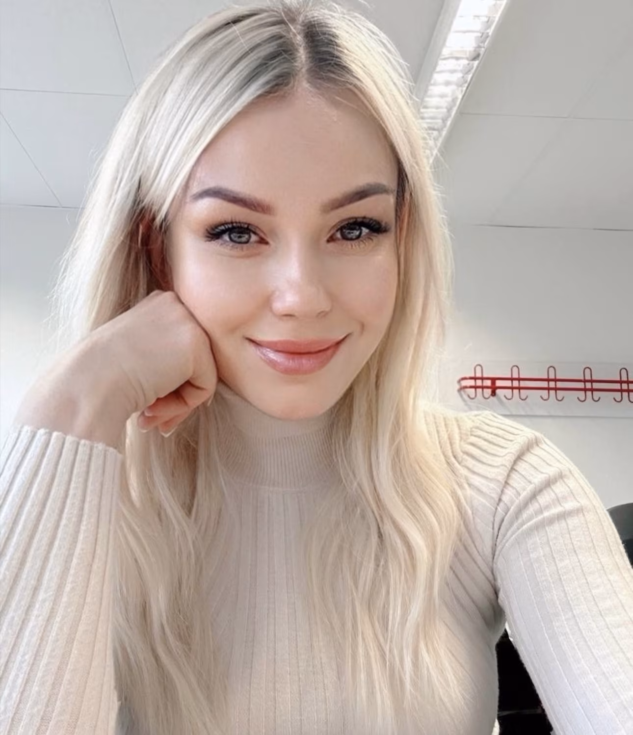 Open Woman's Profile